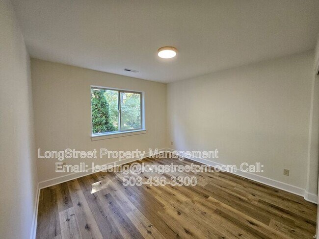 Building Photo - 11819 SW 60th Ave