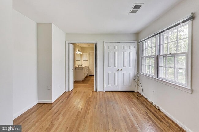 Building Photo - 10323 Snowpine Way