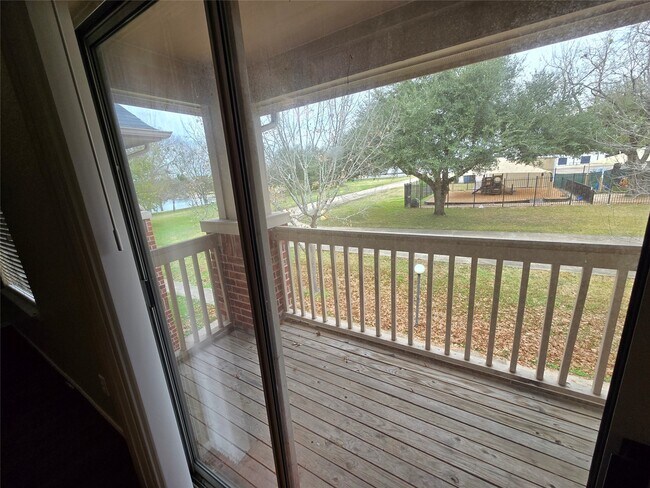 Building Photo - 3828 Shire Valley Dr