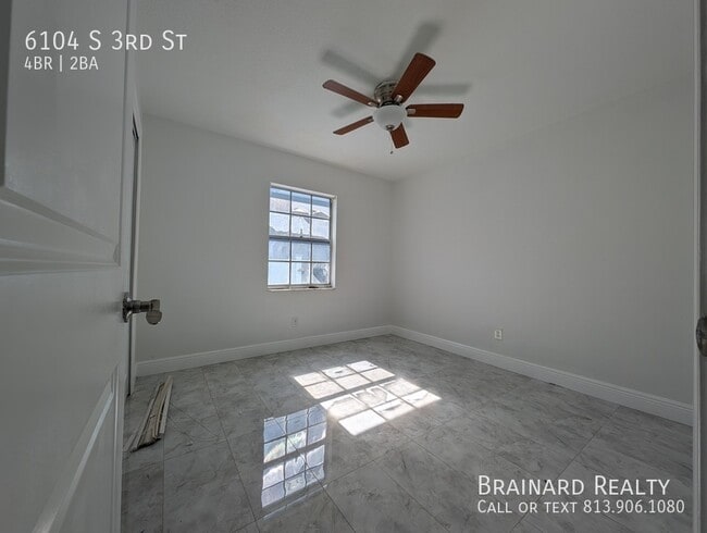 Building Photo - 6104 S 3rd St