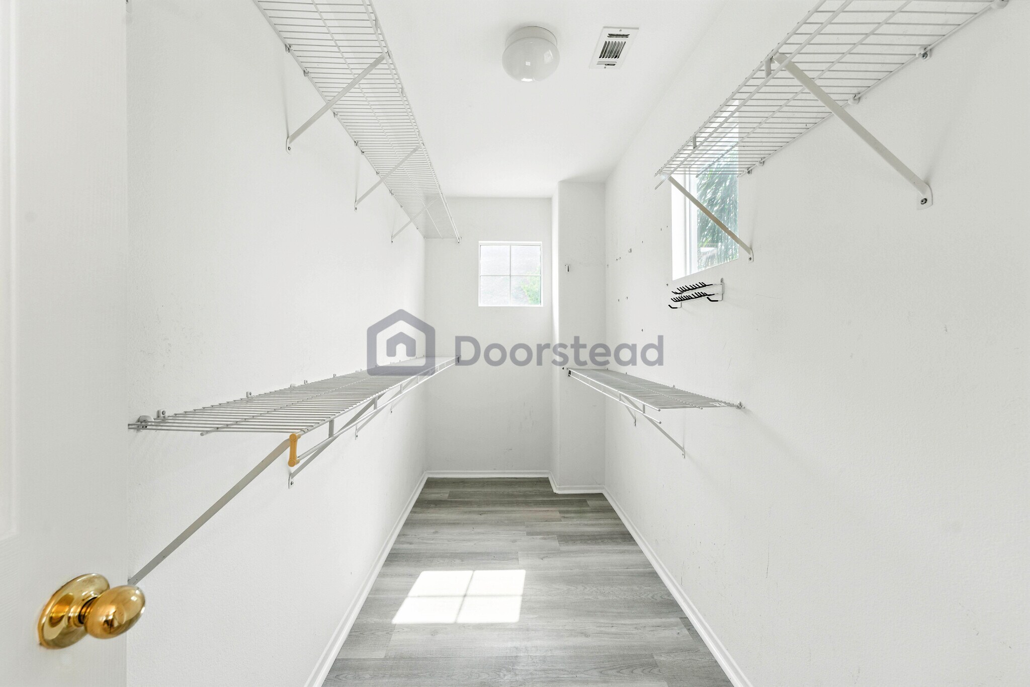 Building Photo - 17181 Bronco Ln