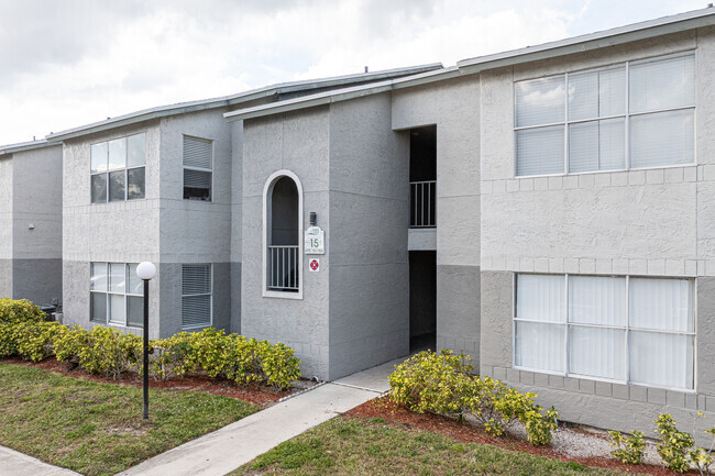 Entrance - Ponte Verde At Palm Beach Lakes