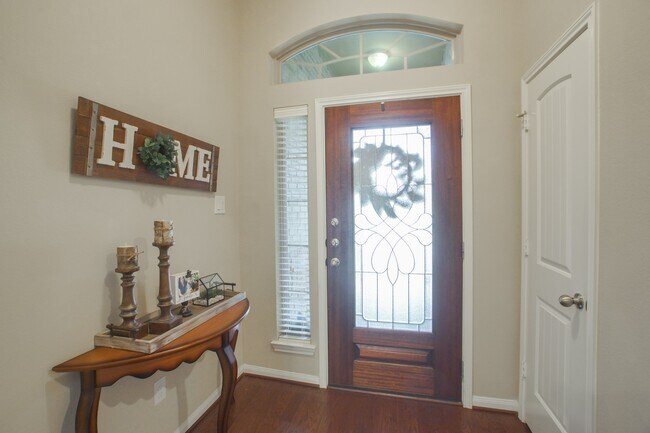 Building Photo - 111 Pheasant Run Dr