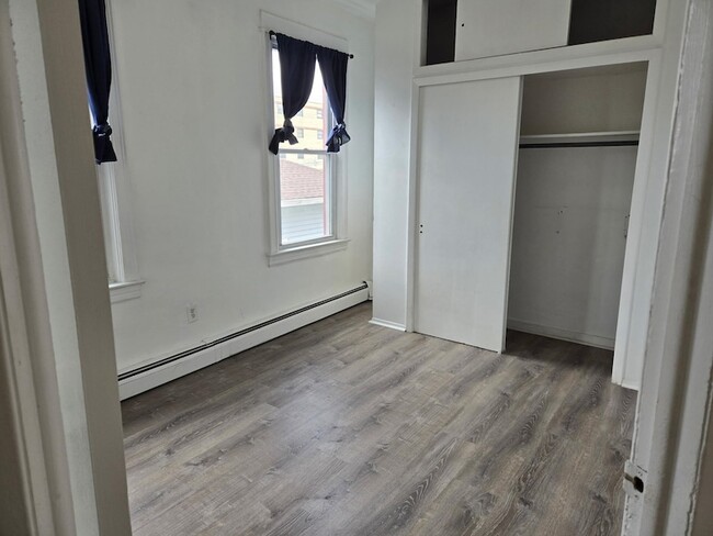 Building Photo - 51 Audubon Ave