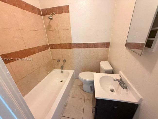 Building Photo - 61 NE 59th Terrace