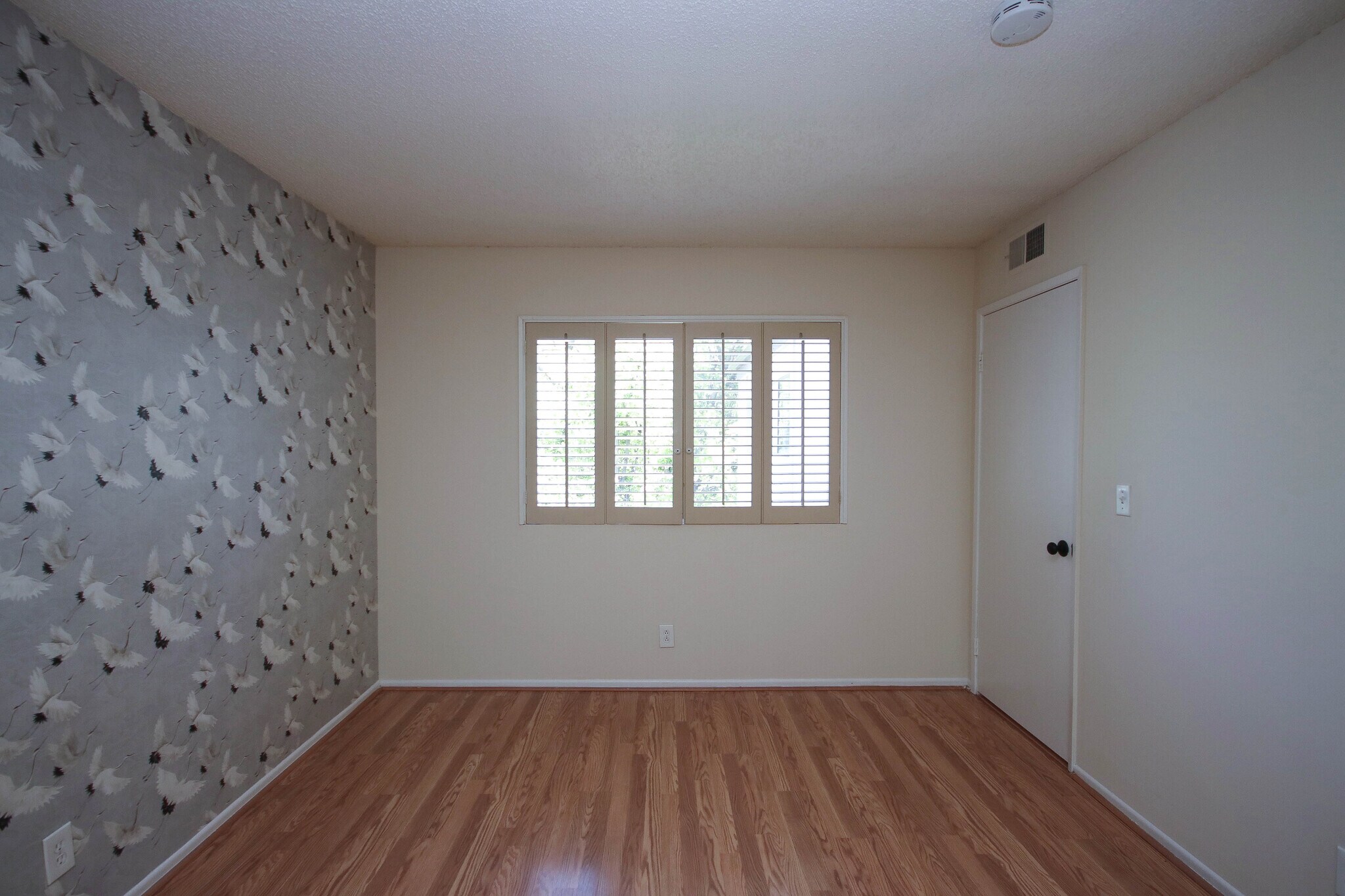 Building Photo - 542 N Orange Grove Blvd