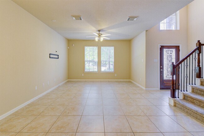 Building Photo - 10 Pine Needle Pl