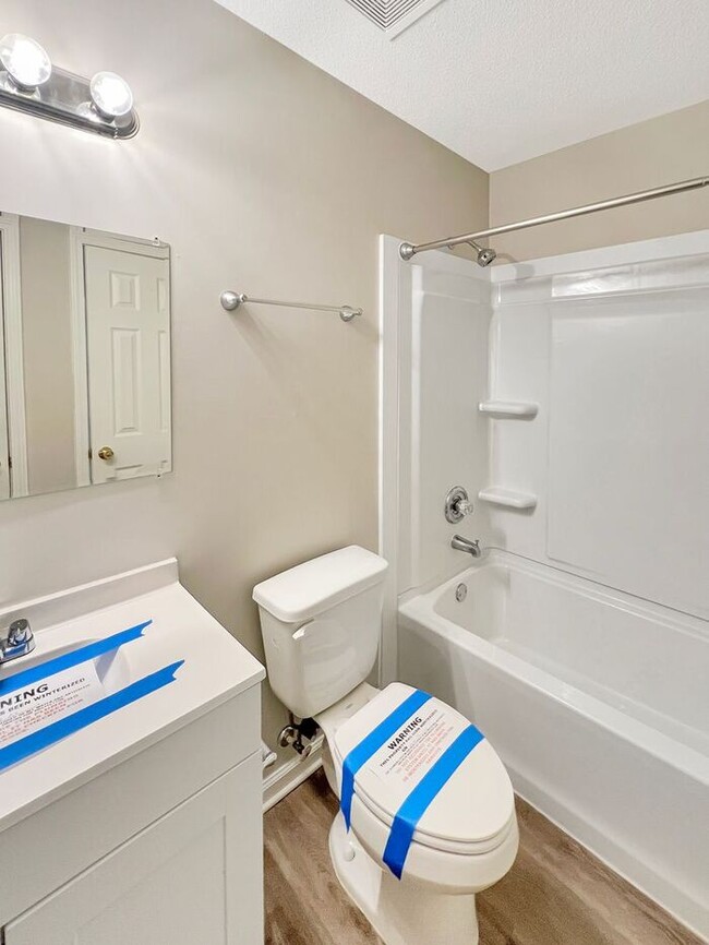 Building Photo - 3914 Santa Fe Loop