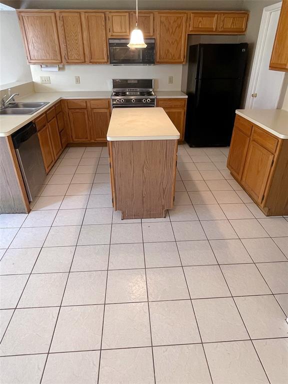 Building Photo - 4623 Kilmarnoch Way