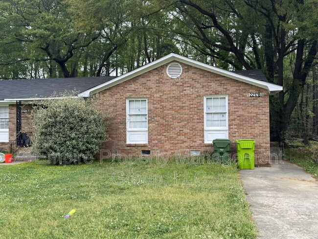 Primary Photo - 2217 Apple Valley Rd