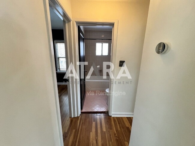 Building Photo - 2959 S 600 E