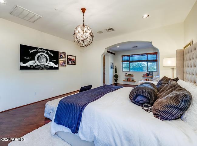 Building Photo - 8280 E Tailfeather Dr