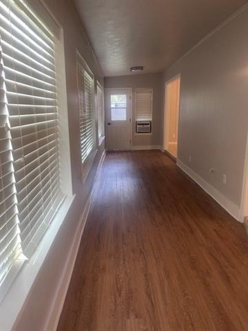 Building Photo - 315 S Baker St