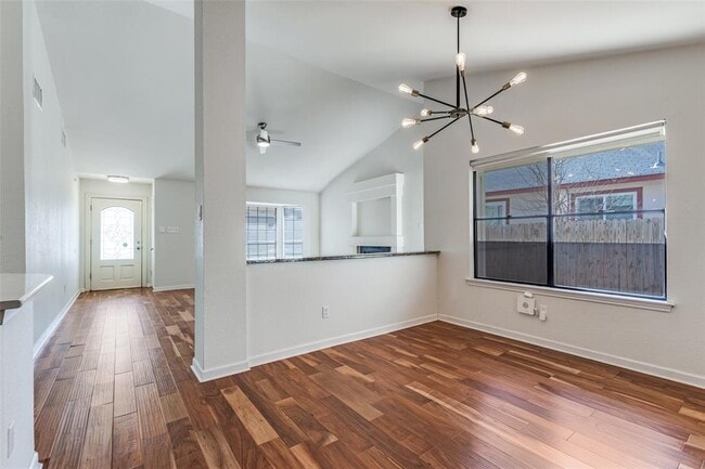 Building Photo - 12404 Thompkins Dr