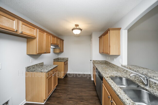 Building Photo - 9292 Chastain Pl