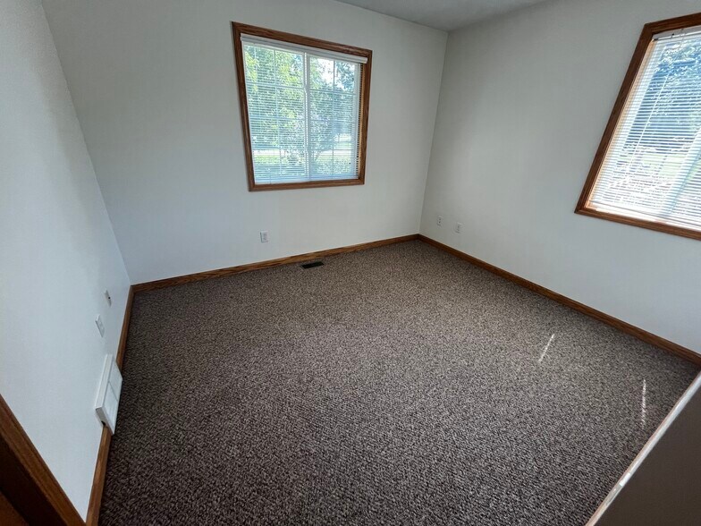 Building Photo - 788 Graafschap Rd