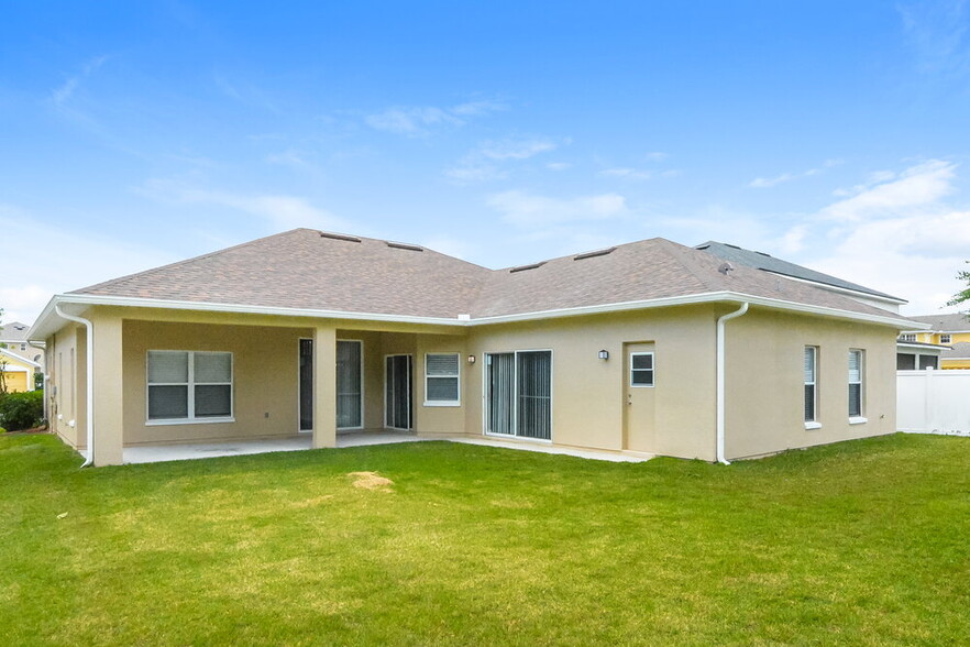 Building Photo - 2888 Sweetspire Cir