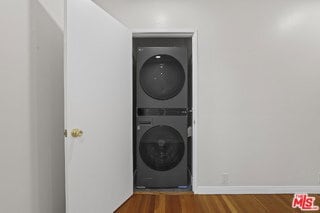 Building Photo - 3200 S Sepulveda Blvd