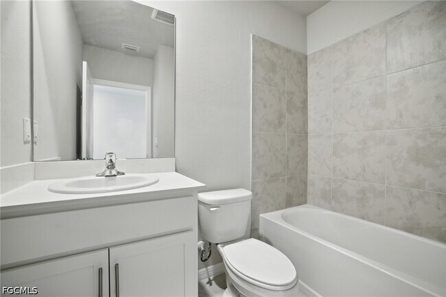 Building Photo - 2465 NW 9th St