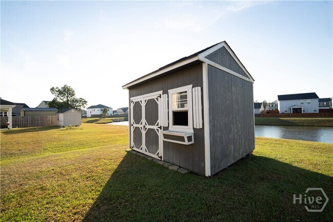 Building Photo - 123 Grimsby Rd