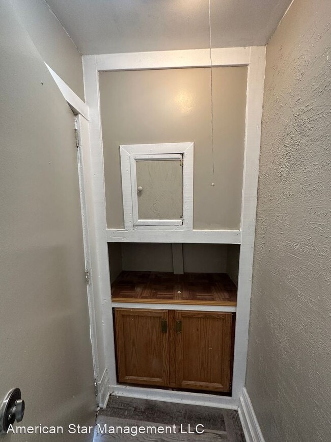 Building Photo - 5 br, 2 bath House - 212 Grote St - 1