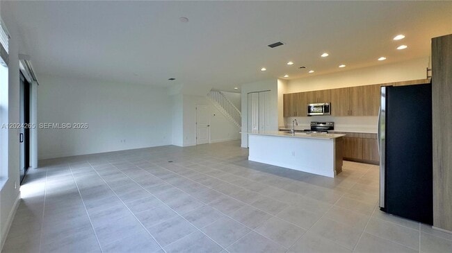 Building Photo - 5021 Coquina Pl