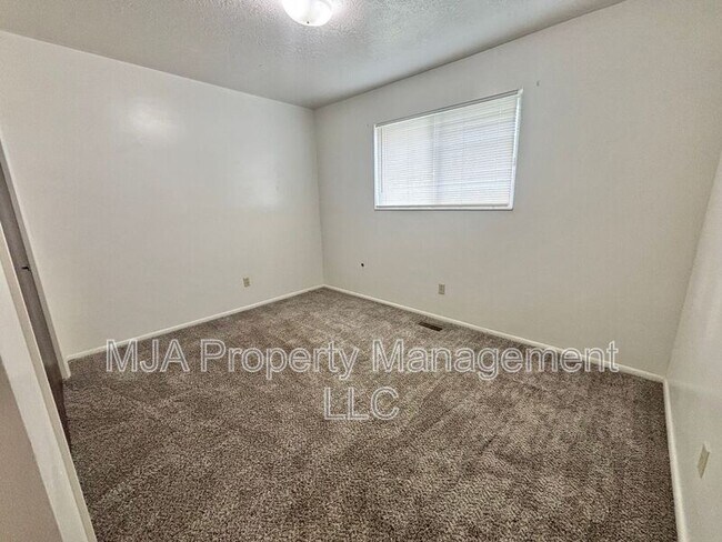 Building Photo - 1428 W 300 N