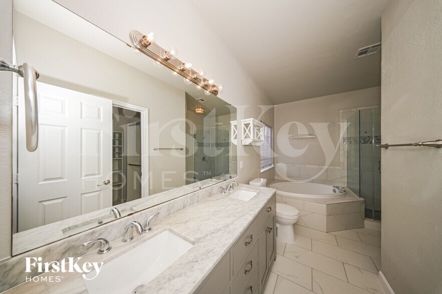 Building Photo - 1817 NW 173rd St