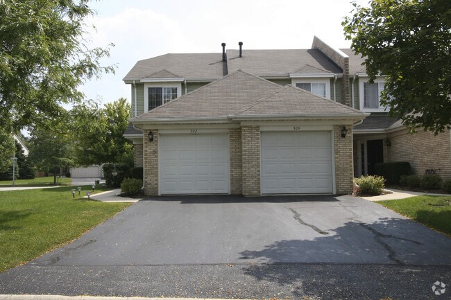 Building Photo - Shorewood Commons