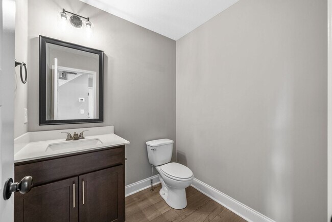 Building Photo - Beautiful 4-Bedroom Home with Modern Comfo...