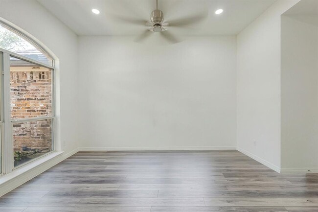 Building Photo - 8908 Pepper Rock Dr