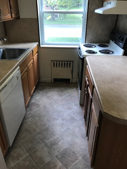 Building Photo - 1015 Old Boalsburg Rd