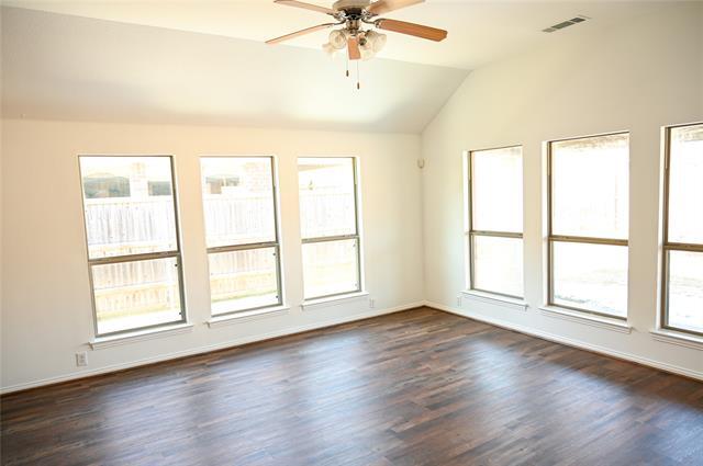 Building Photo - 2204 Rockport Dr
