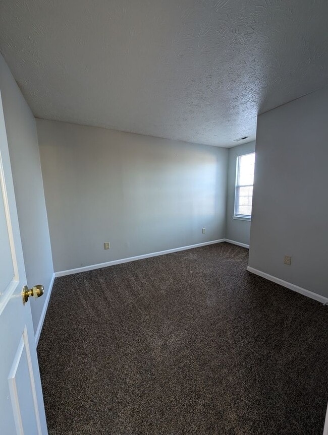 Building Photo - 3024 Percheron Ln