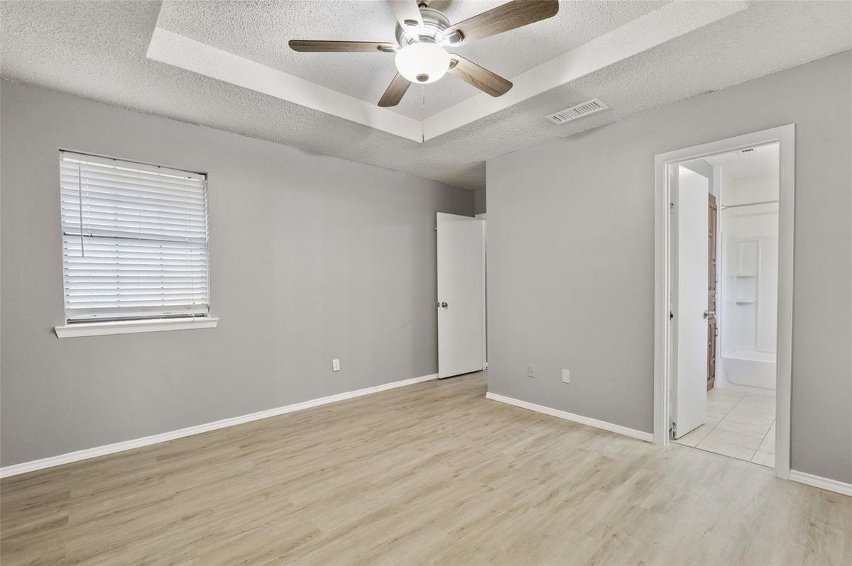 Building Photo - 8943 Camfield Way St