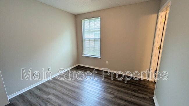 Building Photo - 8660 Figland Ave