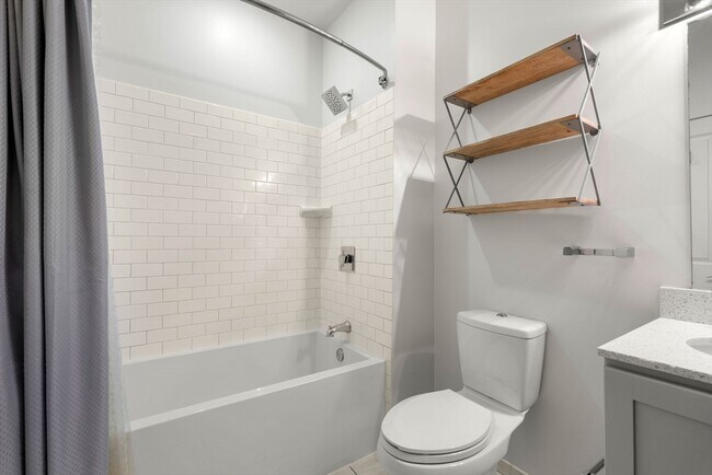 Building Photo - 57 N Washington St