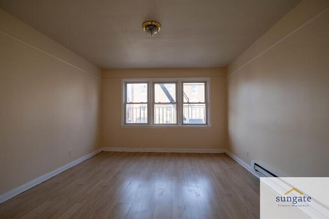 Building Photo - 1801 E Lombard St