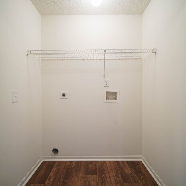 Building Photo - 17960 Arrowhead Drive