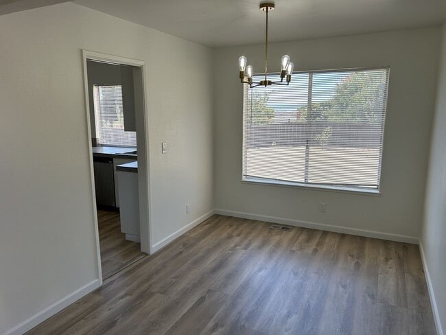 Building Photo - Remodeled 4 Bedroom, 2.5 Bath Home