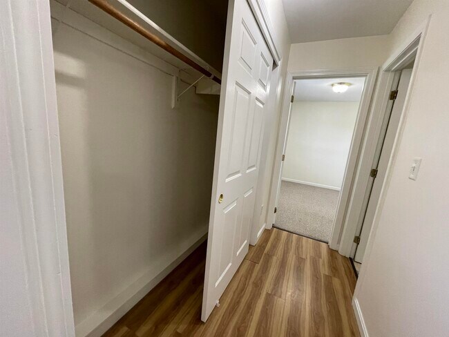 Building Photo - 3961 Brown Ave