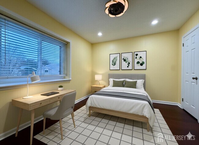 Building Photo - 5 Viburnum Ct