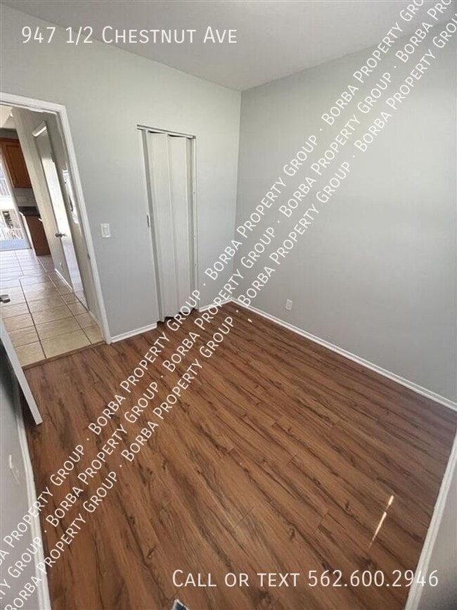 Building Photo - 947 1/2 Chestnut Ave-