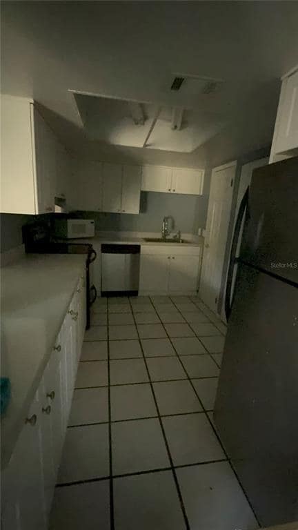 Building Photo - 2416 Swailes Dr