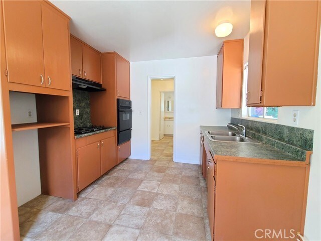 Building Photo - 11930 Bryant St