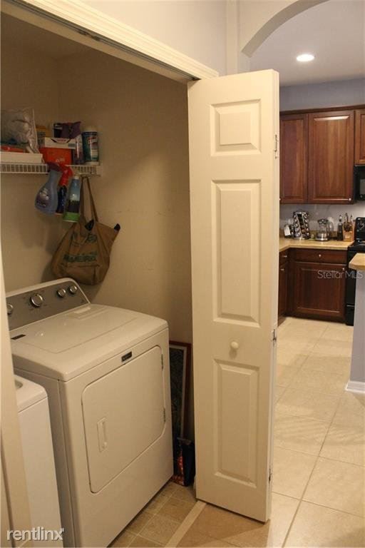 Building Photo - 3 br, 2.5 bath Townhome - 14232 Confetti Dr