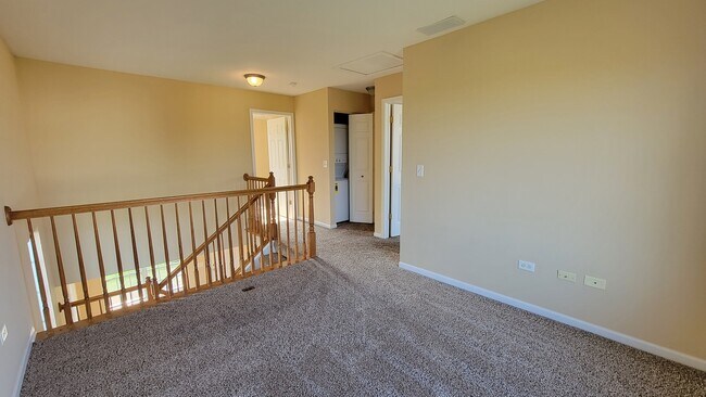 Building Photo - 1426 Dahlgren Ln