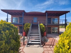 Building Photo - 1307 Rufina Ln