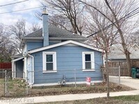 Building Photo - 611 Fairgrove Ave