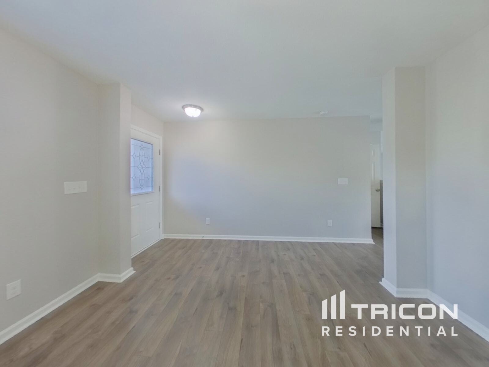 Building Photo - 7027 Palatine Ln